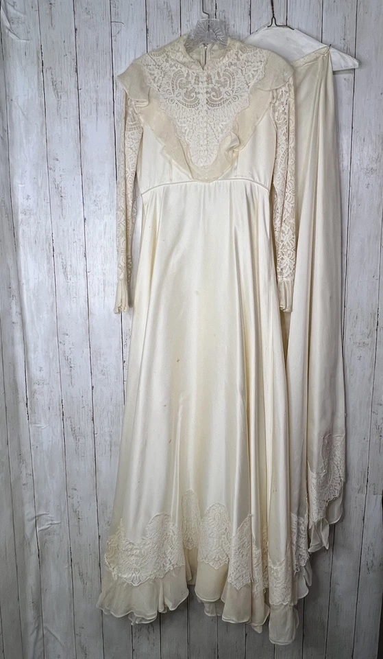 Vestido de novia vintage pequeño hecho a mano marfil vestido largo bussell imperfecto Foto 1 de 4