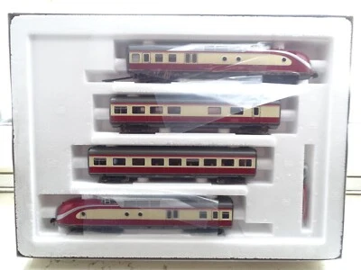 Roco 43067+43068+43069 Dieseltriebzug, Baureihe 601 ( VT 11,5 ) TEE 10 teilig - Bild 1 von 3