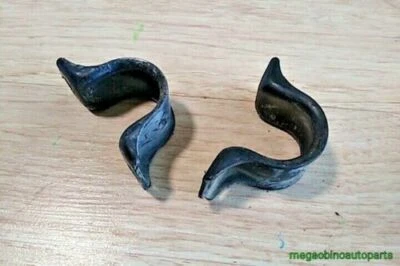 1996 - 2004 acura rl  Bracket Stabilizer sway bar front oem a307 - Image 1 of 3