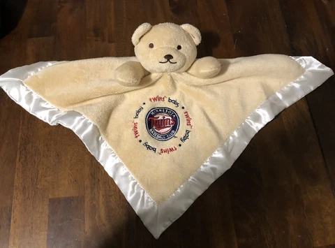BABY FANATIC MINNESOTA TWINS SNUGGLE BEAR!   13 X 11 Cover