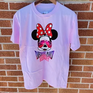 Disney Minnie Mouse T-Shirt Size Medium Disneyland Resort Pink Sunglasses - Picture 1 of 6