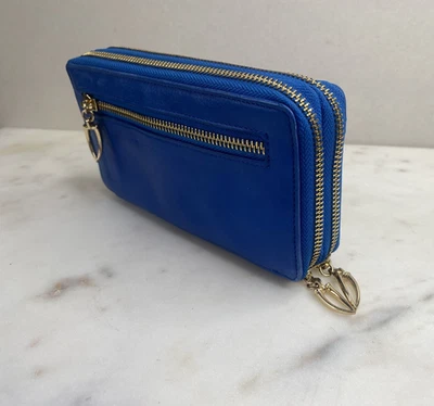 Cartera TUSK Doble Cremallera Alrededor Larga Azul Suave Cuero Italiano Atemporal Práctica Foto 1 de 4