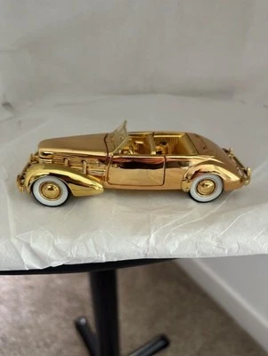 Signature ® Replica 1937 Cord 812 - Gold Body Toy Car - Image 1 of 4