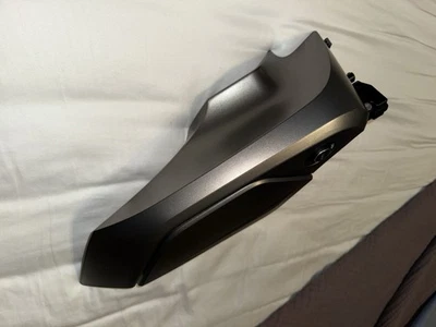 BMW K1600GTL 2020 compartimento de almacenamiento izquierdo con bloqueo con cubierta OEM 46637726537 Foto 1 de 3