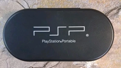 Estojo de viagem rígido PlayStation Portable PSP UMD - comporta 8 jogos *VEJA DESC* - Imagem 1 de 4