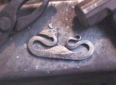 AUNE CELTIC / VIKING DRAGON FLINT & STEEL FIRE STRIKER