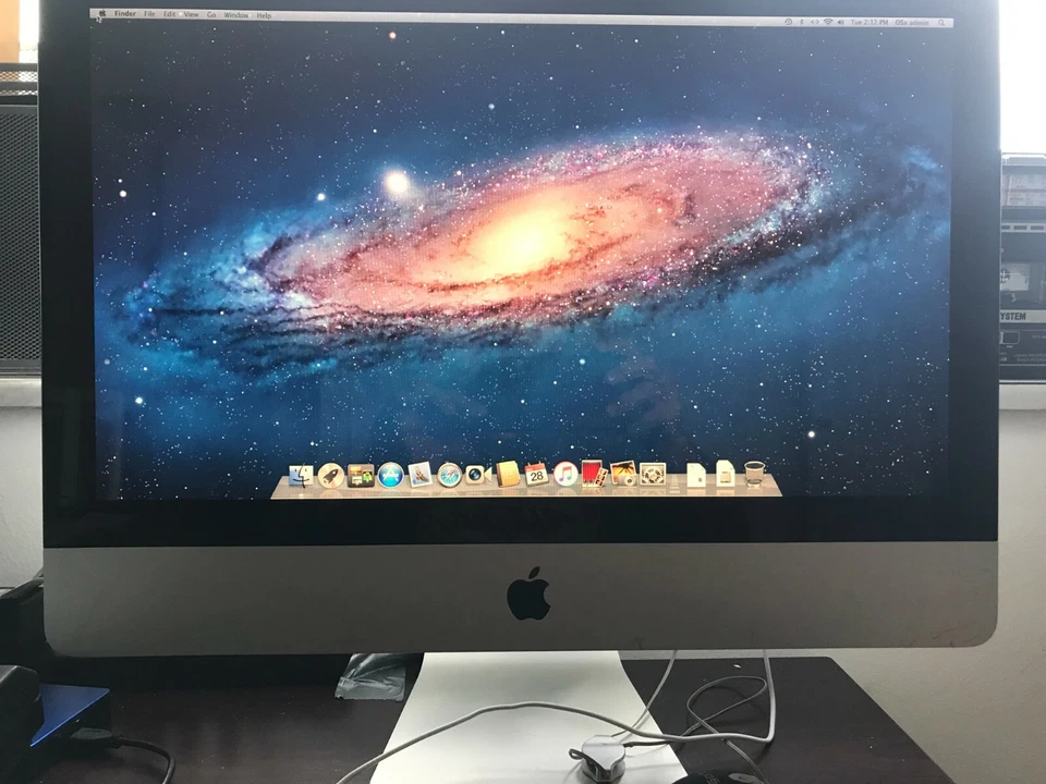 Apple iMac A1311 21.5" Desktop - MB950LL/A (October, 2009) - Image 1 of 1