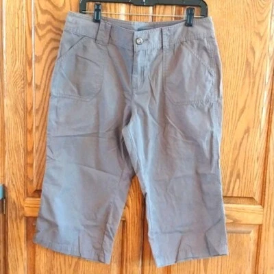 Pantalones cortos/capri/carga para mujer Cabela caqui/gris talla 8 frente plano clásicos Foto 1 de 4