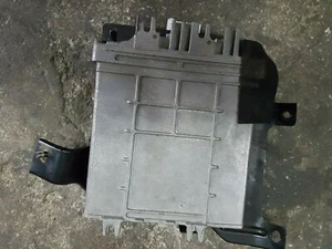 CENTRALINA INIEZIONE FORD GALAXY (96-00) 1.9 TDI (81KW) (98VW 012E599) - Picture 1 of 2