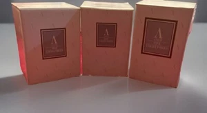 Vintage Avon Crystal Cats Collection Cat On Pillow In Basket And Sitting Cat 3pc - Picture 1 of 12