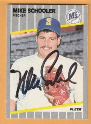 Mike Schooler Seattle Mariners AUTO Signed 1989 Fleer Cal State Fullerton 16H - Image 1 of 2