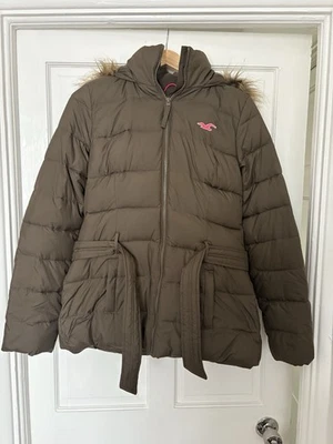 Hollister Women's Fur Hooded Puffer Coat - Khaki Green - Medium - Preowned - Image 1 of 4