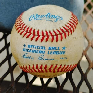 Rawlings Baseball Bobby Brown GEBRAUCHT Kork Center Offiziell American League Haiti - Bild 1 von 9
