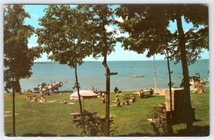 Postal 1957 Birch Shores Resort Curtis Michigan Big Manistique Lake Beach - Imagen 1 de 2