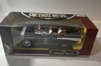 Road Signature 1/18 Scale Diecast 92288 - 1957 Chevrolet Bel Air - Black - Image 1 of 4