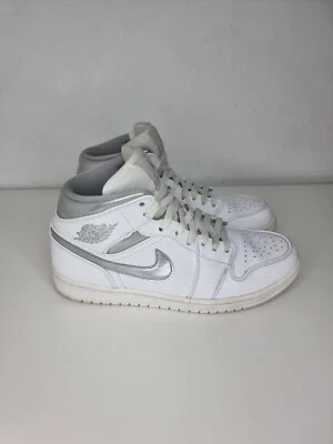 Jordan 1 Retro Mid Pure Money 2017 554724-105 Size 9 White Men's Shoes Sneakers - Image 1 of 4