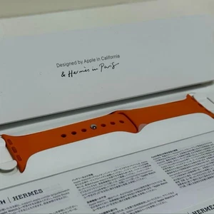 Hermes Apple Watch pomarańczowy pasek sportowy do gumki 38mm 40mm S / M używany - Zdjęcie 1 z 9