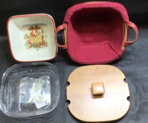 Longaberger 2005 Tree Trimming Tinsel Basket Combo with Ceramic Dish, Liner, Lid Cover