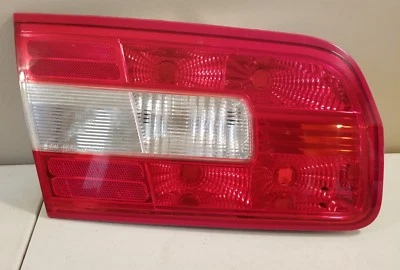 Luz trasera interior para conductores Lincoln MKZ LH 2007-2009 pieza OEM # 943388017 Foto 1 de 4