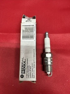 Champion Copper Plus 25 Spark Plug (Carton of 1) - RV17YC - Picture 1 of 1