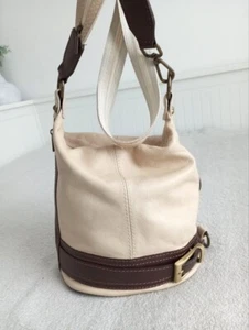 Genuine Leather Damen Tasche Made in Italy Creme auch als Ruckzak - Bild 1 von 9