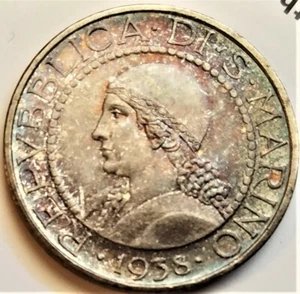 1938-R San Marino 5 liras - Moneda de plata AU - Espectacular tono raro - Imagen 1 de 4