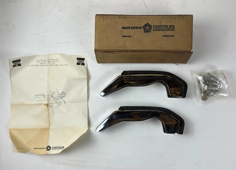 Paquete de protección de parachoques trasero Dodge Mopar 1969 nuevo de stock Polara Monaco #2933654 Foto 1 de 1