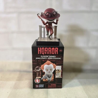 "Figura de 4"" YUME Toys Hero Box Horror Classic Series CONJURING 2 THE CROOKED MAN" Foto 1 de 4