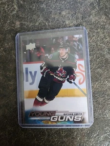 2022-23 Upper Deck Series 1 Young Guns Nathan Smith YG RC Card# 206 - Picture 1 of 2