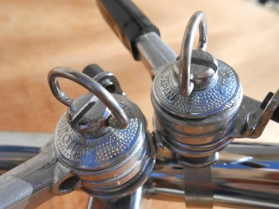 Palancas de cambio de pulgar vintage Suntour Road Early MTB palanca de cambios poderosa Schwinn años 70 Foto 1 de 4