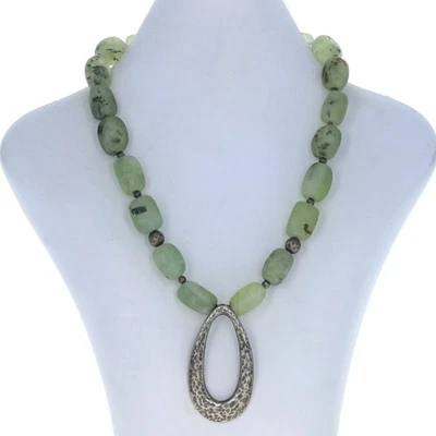 Collar Silpada Verde Prehnita Declaración N1806 Plata de Ley Martillado Retirado Foto 1 de 4