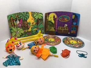 Lot Vintage 1968 Mattel Liddle Kiddles Komedy Theater OHNE THEATER BOX P103 - Bild 1 von 11