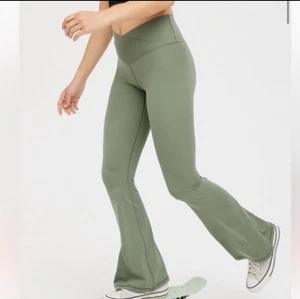 Aerie Offline leggings womens extra small crossover Waist Flare Leg Army Green - Picture 1 of 5