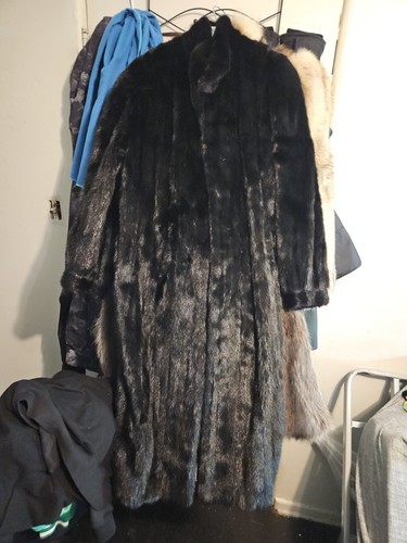 Picture 1 of 3