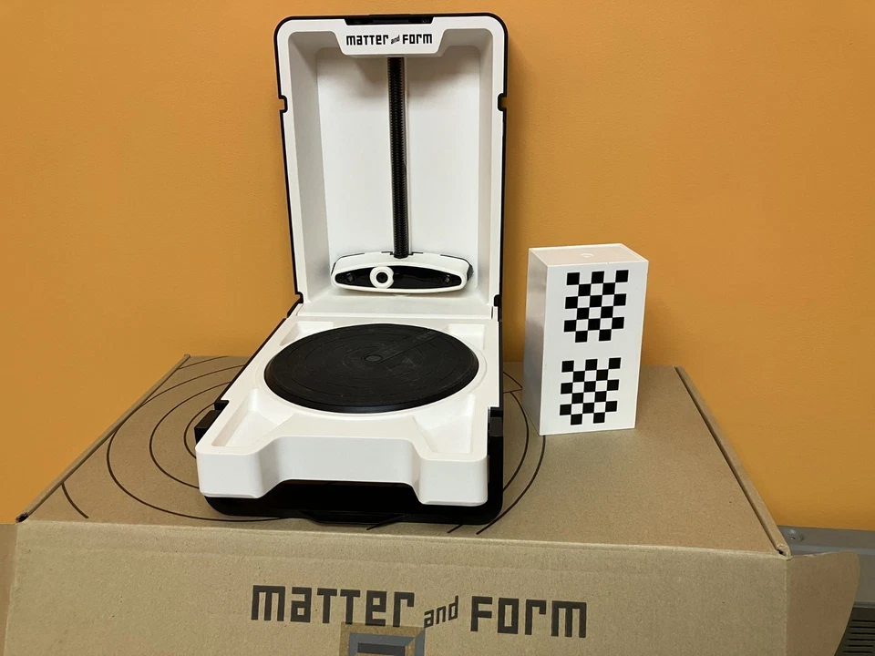 Matter & Form MFS1V1 3D Scanner - Image 1 of 4