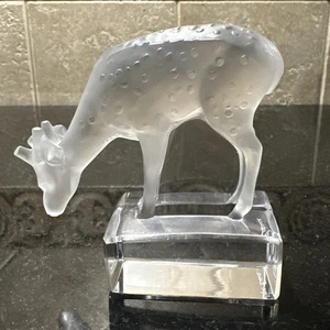 Lalique Frosted Crystal Made In France Fawn Deer Paperweight Signed - Picture 1 of 5