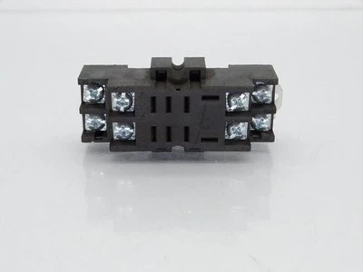 CUSTOM CONNECTOR GT08-PC RELAY SOCKET - Image 1 of 3
