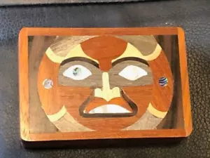 Caja de cedro nativo americano del noroeste vintage con incrustación de madreperla con bonificación - Imagen 1 de 7