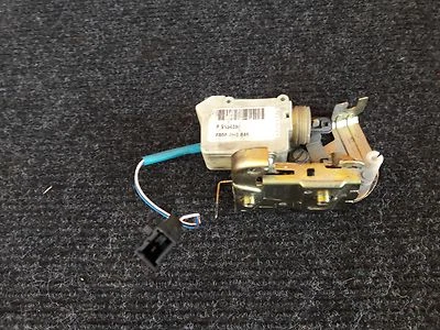 95 96 1997 年沃尔沃 960 WAGON 左后锁激活器 原始设备制造商  — 第 1/3 张图片