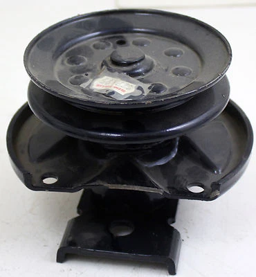 Conjunto de husillo de cubierta para cortadora de césped Oregon / Silver Streak 82-251 AMF NOMA 44251 Foto 1 de 2