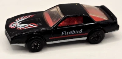 De colección 1982 Matchbox Pontiac Firebird SE negro rojo interior 1:62 Foto 1 de 4