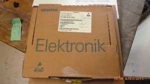 6SE7 090-0XX84-0AK0 - Foto 1 di 3