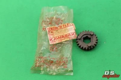 NOS Kawasaki Transmission Top Gear G5 MC1 KV100 KM100 KD100 13137-012 - Image 1 of 4