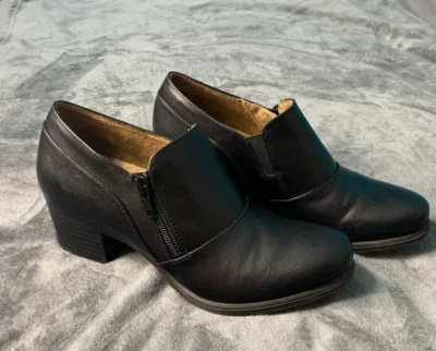 Natural Soul By Naturalizer Black Womens Heeled Booties Sz  7M Zip Ankle. - Image 1 of 4