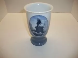 "Vaso reale copenhagen 1932 vaso roundskuedag con statua equestre ""H x 3 5/8" - Foto 1 di 4