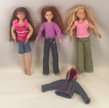 Lot of 3 Lonely Hearts Club Dolls 2005 Blond Brow
00004000
n & Auburn Hair Cute!