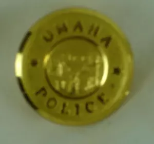 Omaha Nebraska Police Jacket Button Gold 1 inch Vintage W State Emblem Superior - Picture 1 of 5
