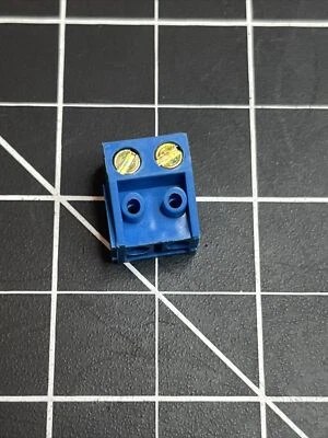 12 Each - On Shore - OSTTH020160 -  2 pin Screw Terminal - PTR AK130 - Image 1 of 4