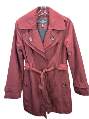 Gabardina London Fog para mujer de 3/4 de largo con cinturón borgoña granate talla SP bolsillos Foto 1 de 4