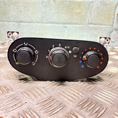 DACIA SANDERO STEPWAY II A/C & HEATER CONTROLS T1021548T - Image 1 of 4